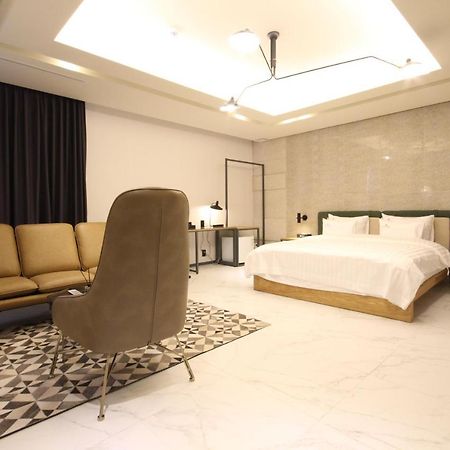 Hotel Eco Stay Čondžu Exteriér fotografie