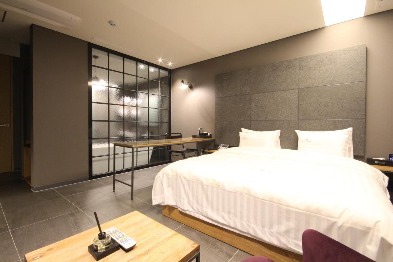 Hotel Eco Stay Čondžu Exteriér fotografie